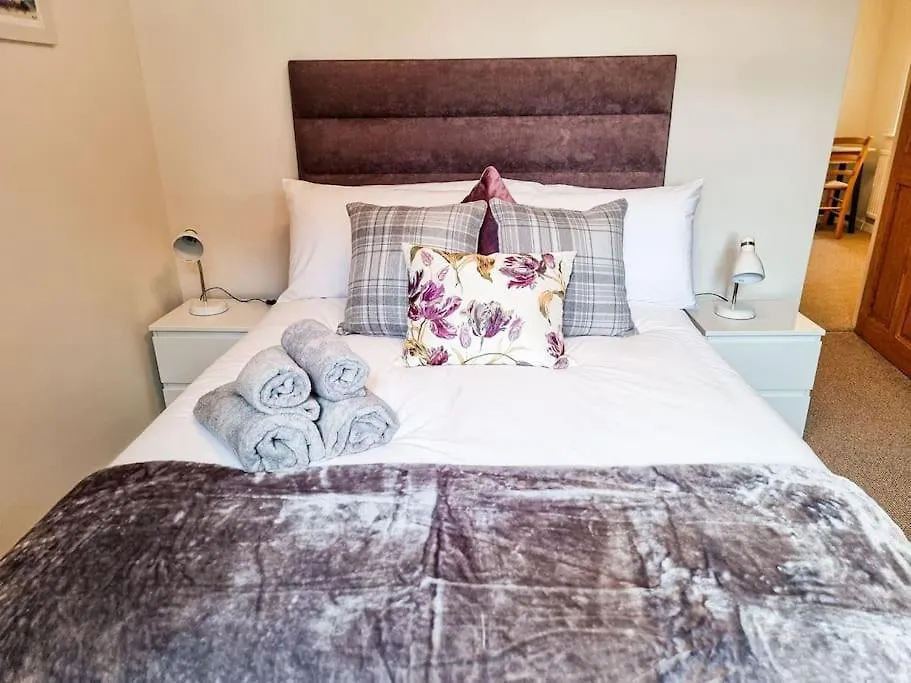 Holiday home Luxury Cheltenham Home With Ev Charger - Lechampton Hills