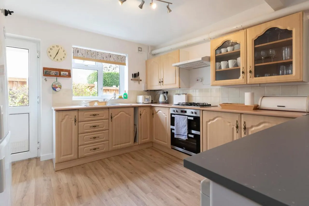 Holiday home Luxury Cheltenham Home With Ev Charger - Lechampton Hills United Kingdom